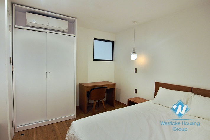 A newly 2 bedroom apartment for rent in Xuan dieu, Tay ho, Ha noi